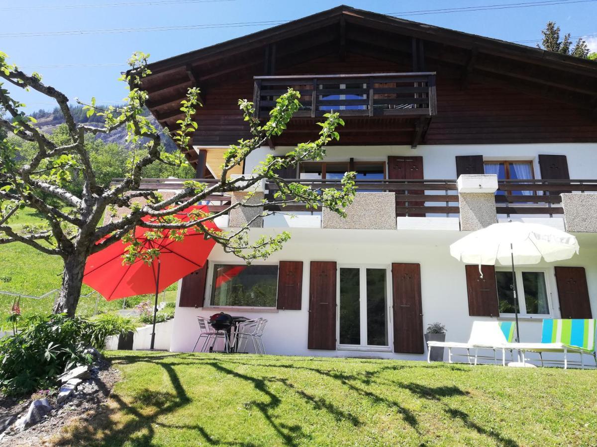 Chalet Waldrand Inden المظهر الخارجي الصورة
