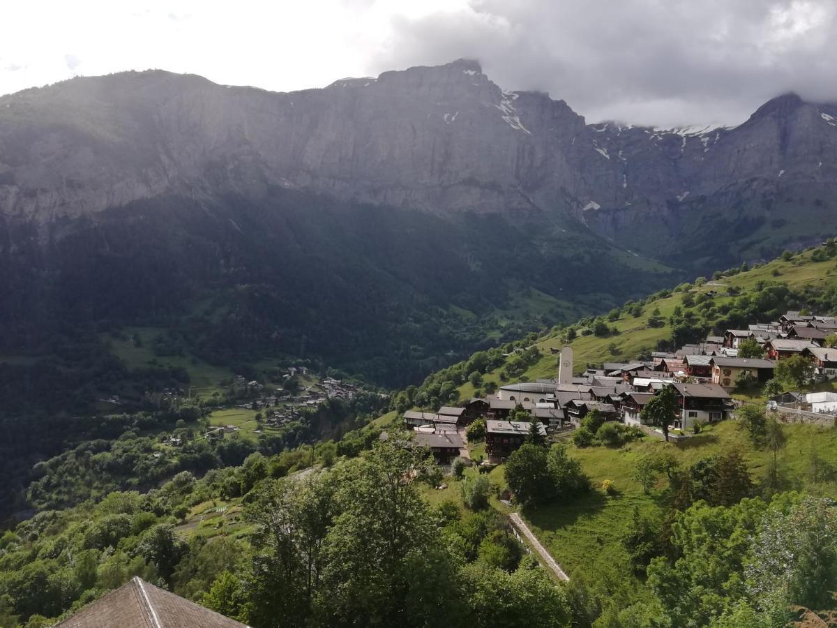 Chalet Waldrand Inden المظهر الخارجي الصورة